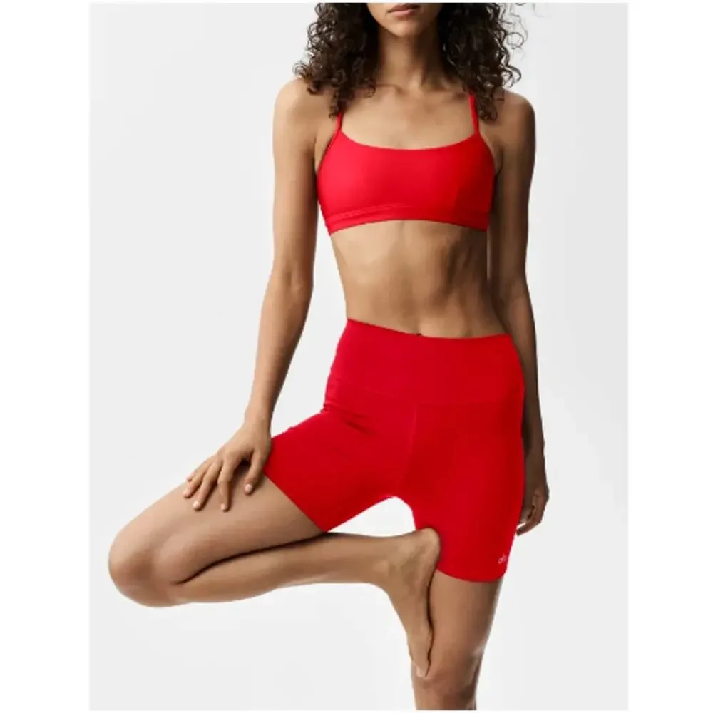 Alo Yoga Airlift Intrigue Bra Bright Red Size L